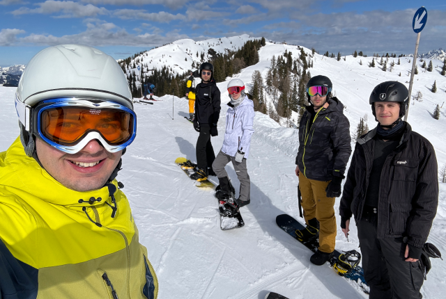 A LogiNet csapata: minden évben síelünk